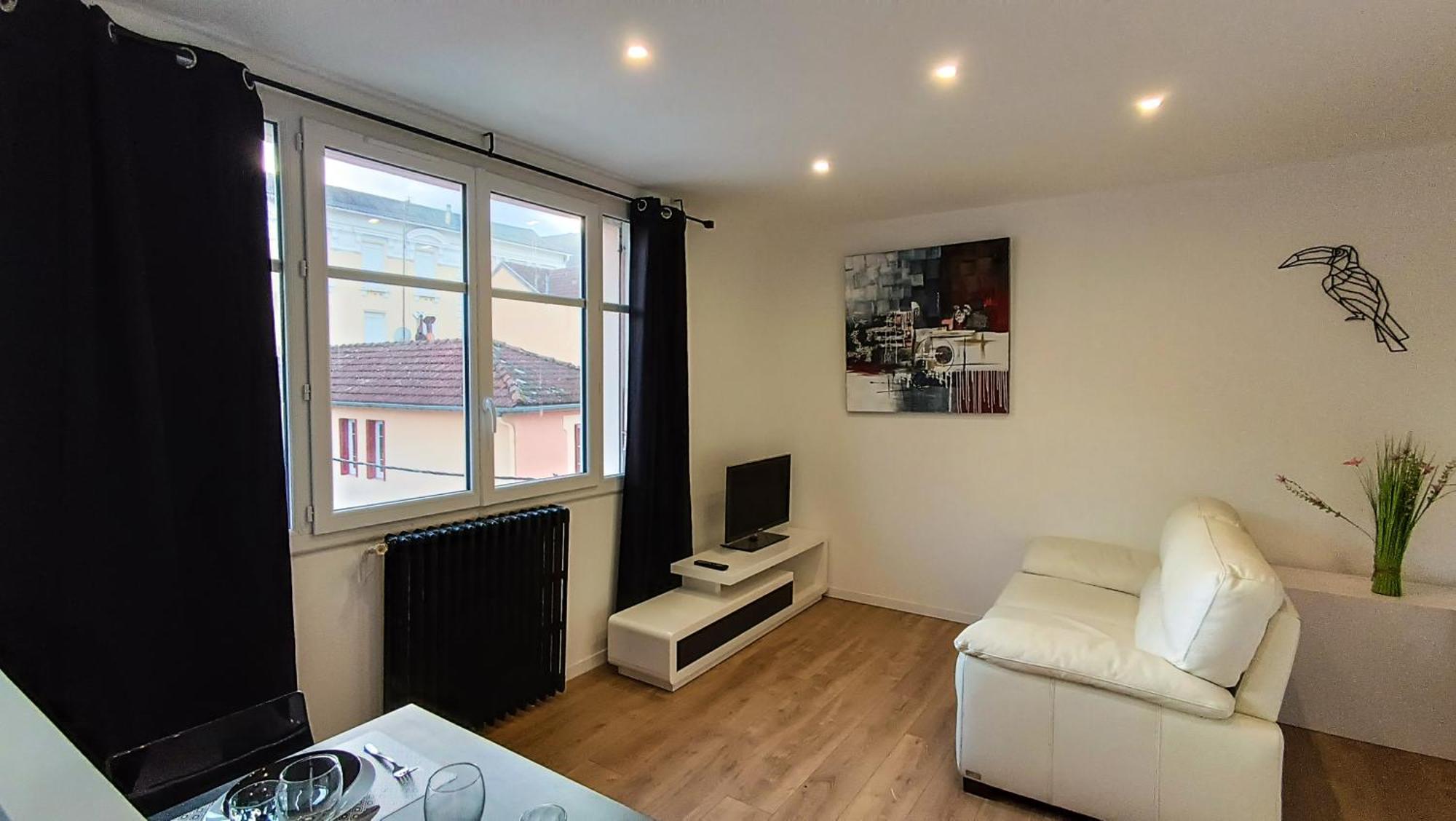 Foucault - Appartements - Au Coeur De Lourdes Luaran gambar