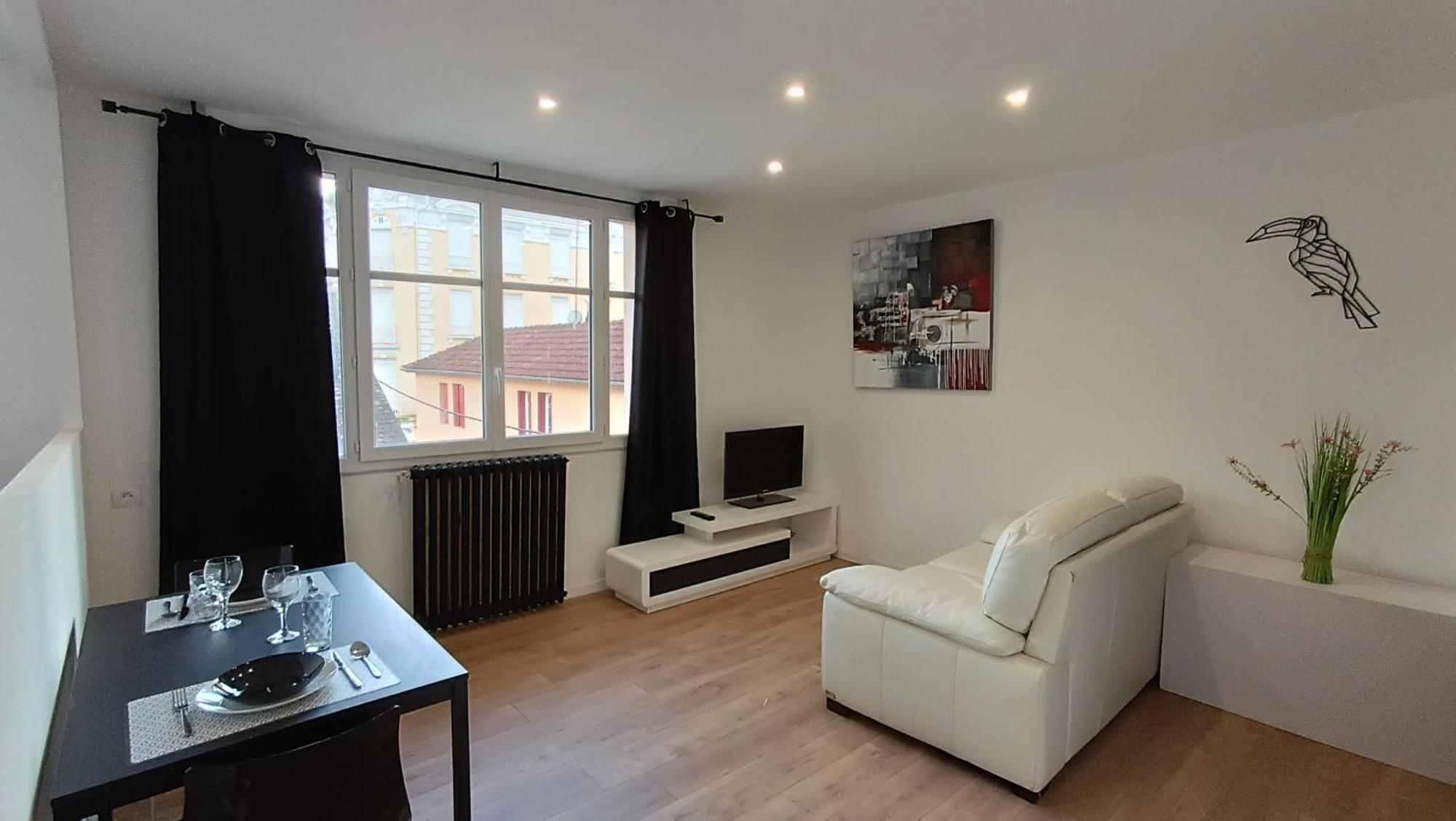 Foucault - Appartements - Au Coeur De Lourdes Luaran gambar