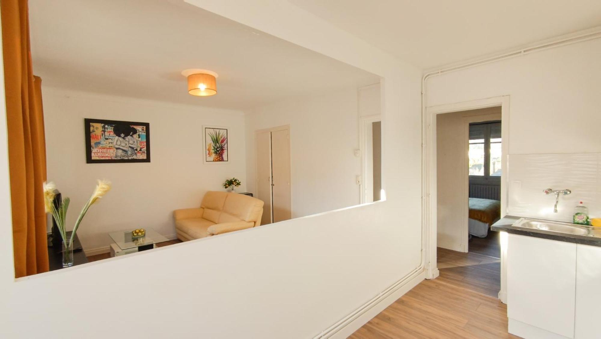 Foucault - Appartements - Au Coeur De Lourdes Luaran gambar